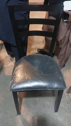 roo iron chair 18 gage %