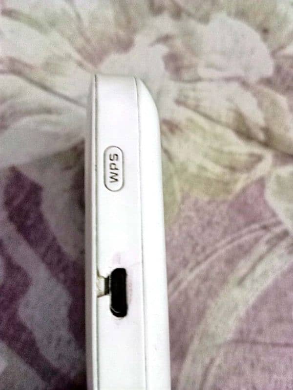 Zong 4G Bolt+ Device 2