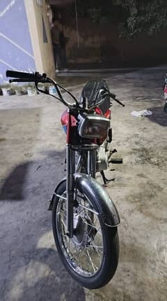 cg125 full ok bike 03196530680 WhatsApp pr Rabat kare