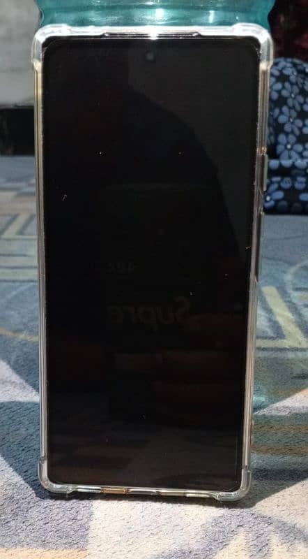 Google pixel 6A (JUST LIKE NEW) 6