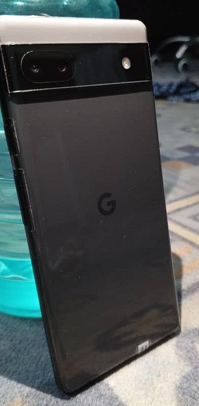 Google pixel 6A (JUST LIKE NEW) 8