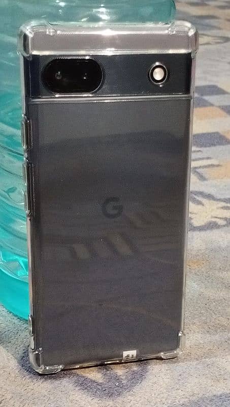 Google pixel 6A (JUST LIKE NEW) 12