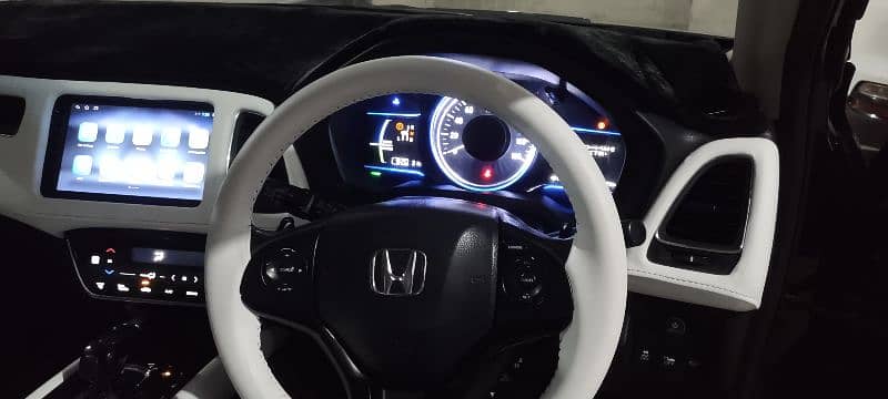 Honda Vezel 2014 X VIP condition urgent Sale /0333/2211/22/9 18