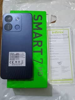 Infinix smart  7 hd ,8 month warranty hai. finger print Unlock .