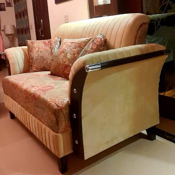 SOFA SET FOR SALE 8