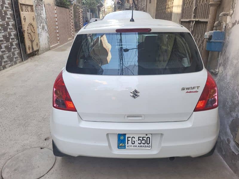 Suzuki Swift 2015 model for sale white colour 1