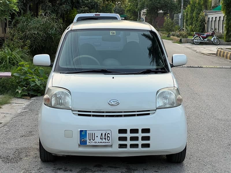 Daihatsu Esse 2006 1