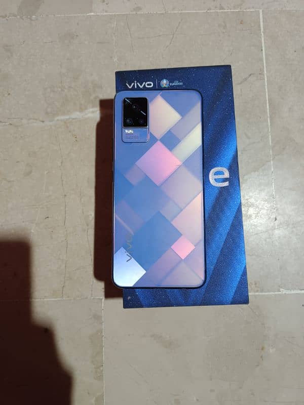 vivo v21e 8/128 1