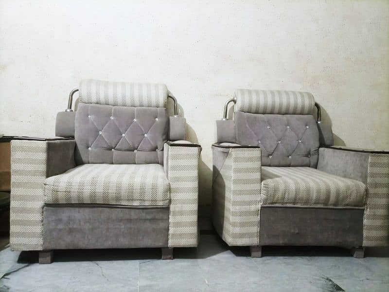 Sofa Set 5 seaters 1