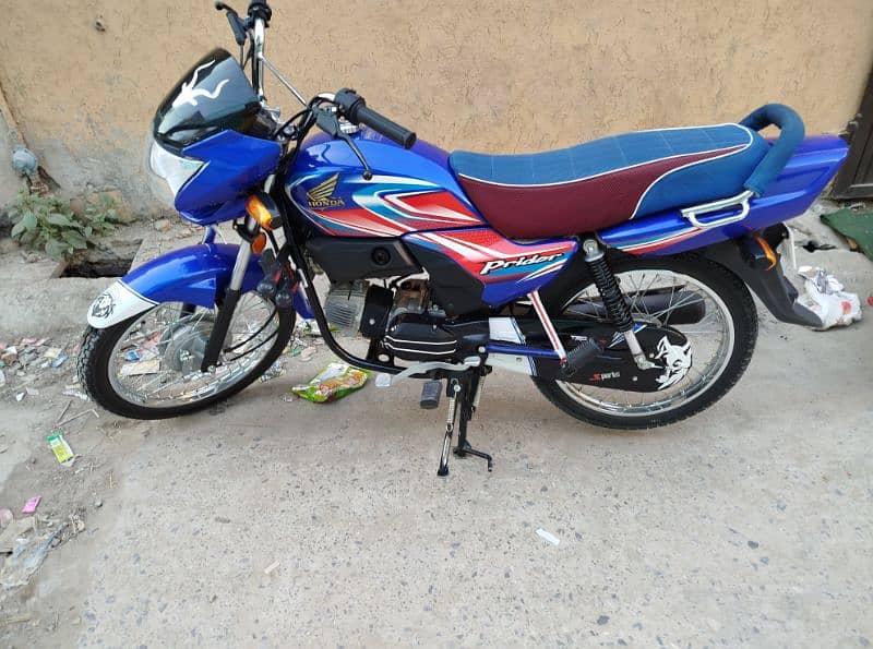 Honda pridor 6 months used 4978 drive lush condition 4