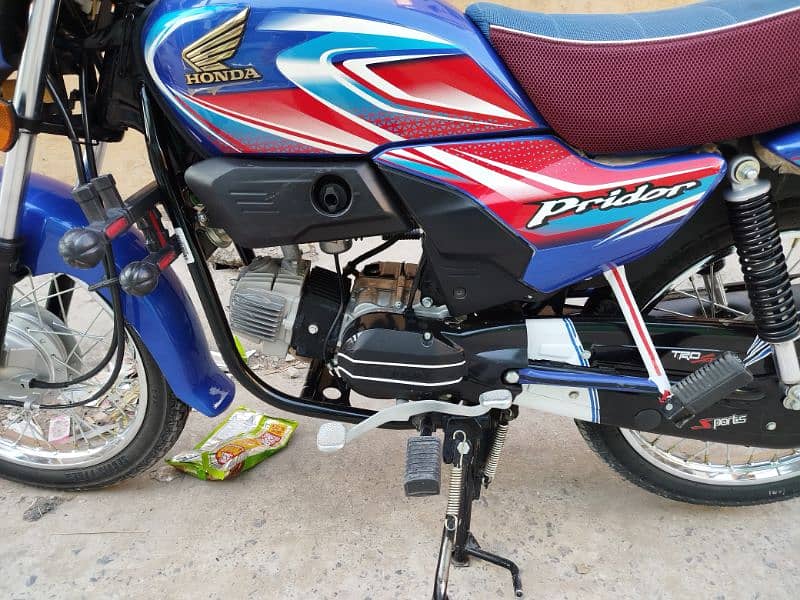 Honda pridor 6 months used 4978 drive lush condition 9