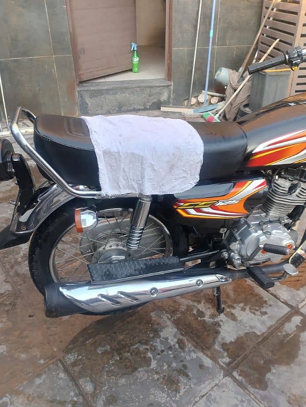 Honda 125bike for sale 7