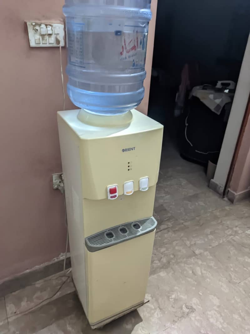 Orient Water Dispenser 0