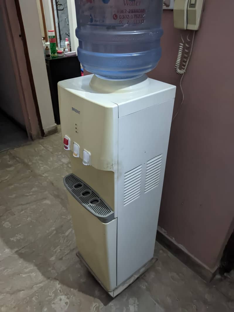 Orient Water Dispenser 1