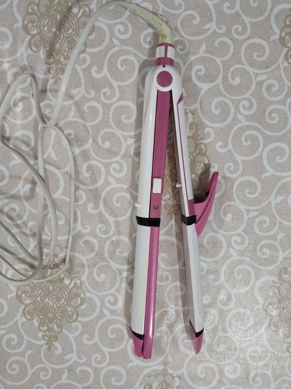 Hair Straightener 3