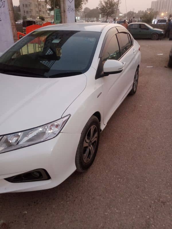 Honda Grace Hybrid 2015 1