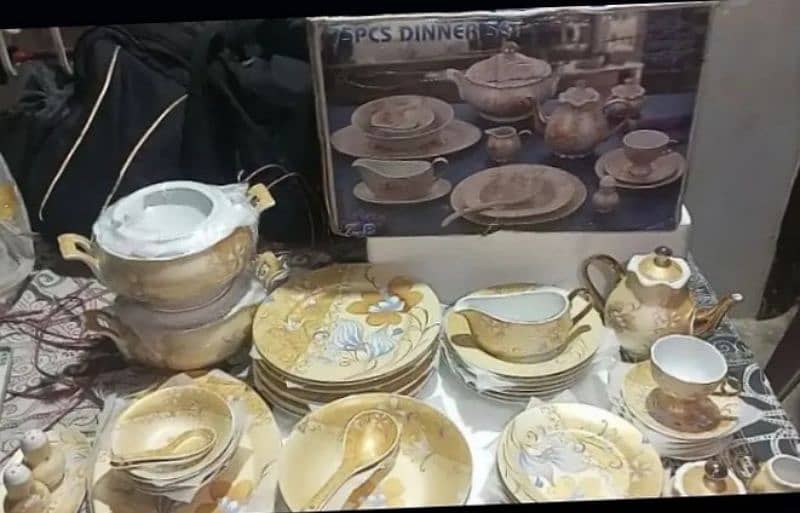 urgent sale Marble Dinner set box pack hai 1