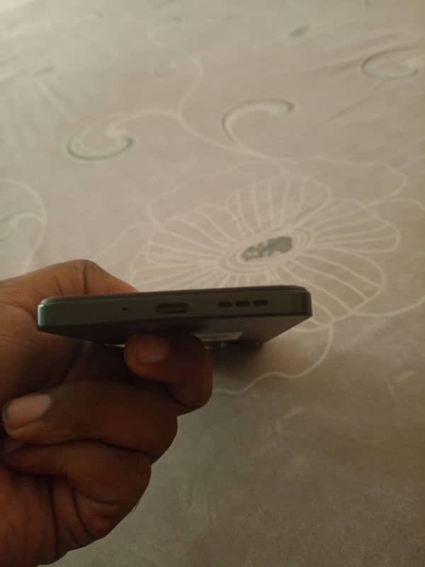 Redmi 13 C 4/128 urgent sell 4