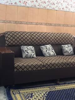 6 seater  sofa almost new condition