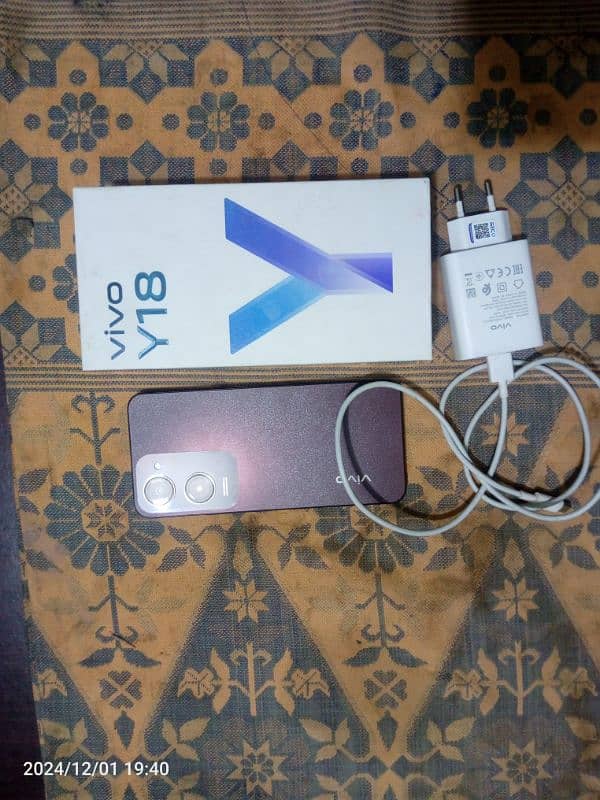 Vivo Y18 RAM4+4 ROM 128 0