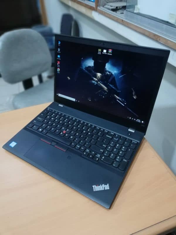 Lenovo Thinkpad T580 Ci5 8th Gen Laptop with Touch Screen (A+ Import) 6