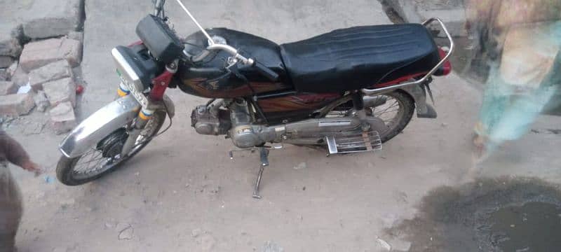 cd 70 bike hain copy Hain fail nhi Hain 4