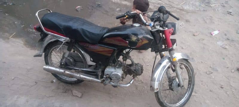 cd 70 bike hain copy Hain fail nhi Hain 5