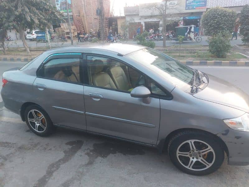 Honda City IDSI 2004 (03344117343) 1