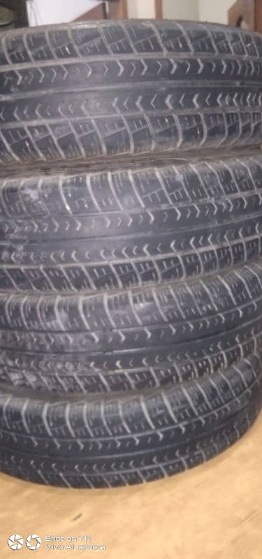 radial tubeless tyre 1