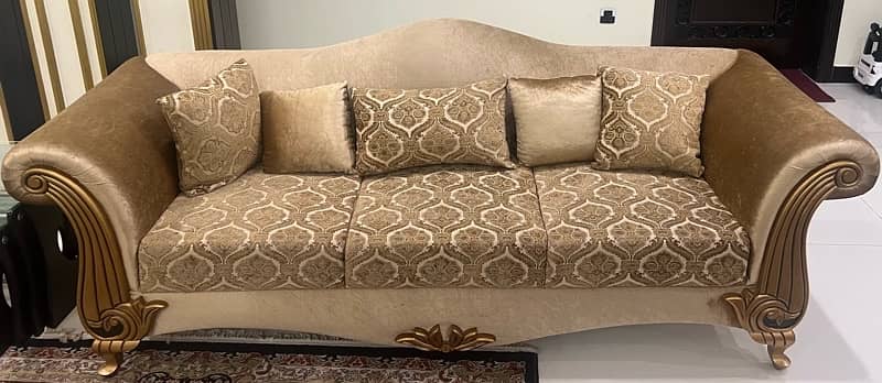 sofa set on 60% discount 0