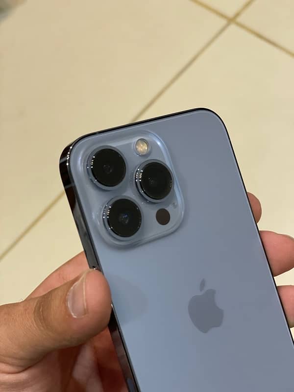 iPhone 13 Pro 256GB 2