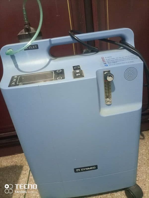 Oxygen Concentrator in 10/10 condition 1