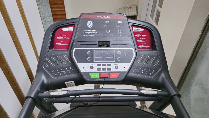 Used SOLE TREADMILL FOR SALE 0