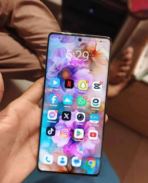 vivo v30 1