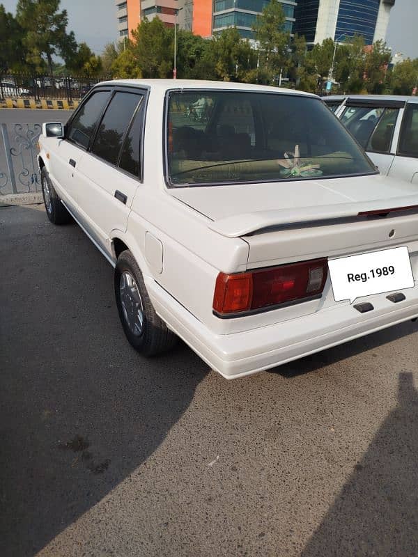 Nissan Sunny 1989 9