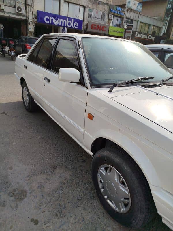 Nissan Sunny 1989 10