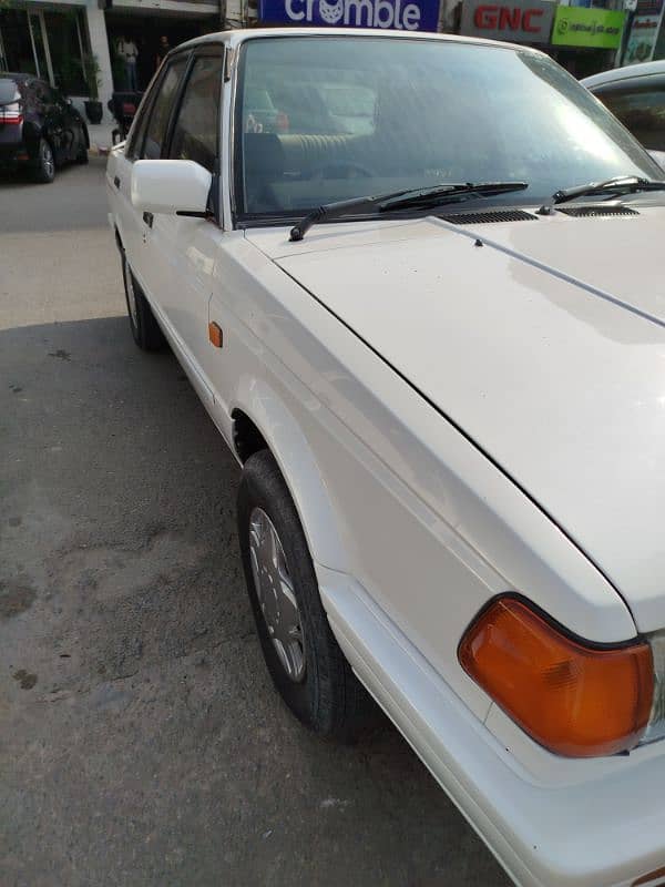 Nissan Sunny 1989 12