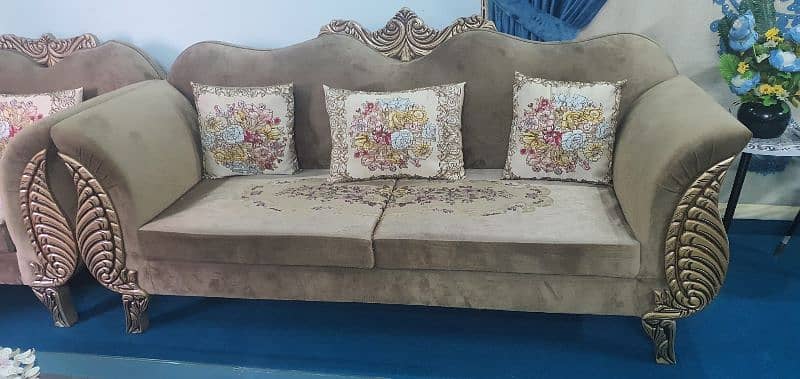 Seven seater sofa 10