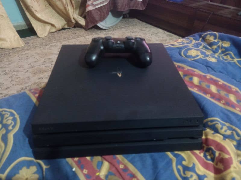 PS4 pro 1tb 2