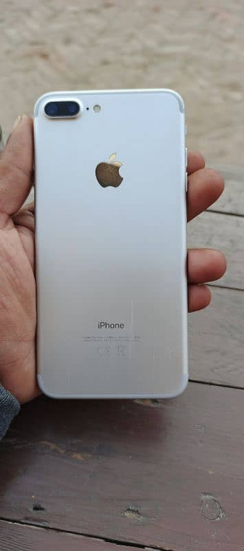 IPHONE 7+ PTA Approved (32 GB) just want to upgrde 8