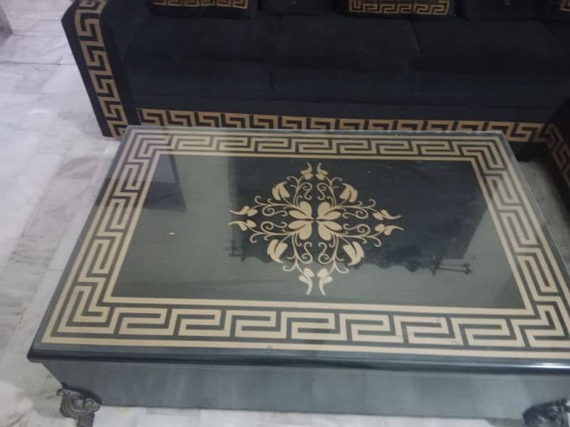 good condition versace L shape sofa left corner set with center table 3