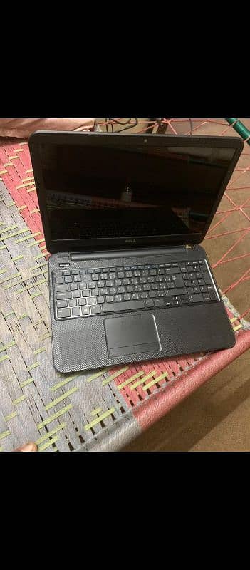 Dell laptop urgent sell. only 1400 2