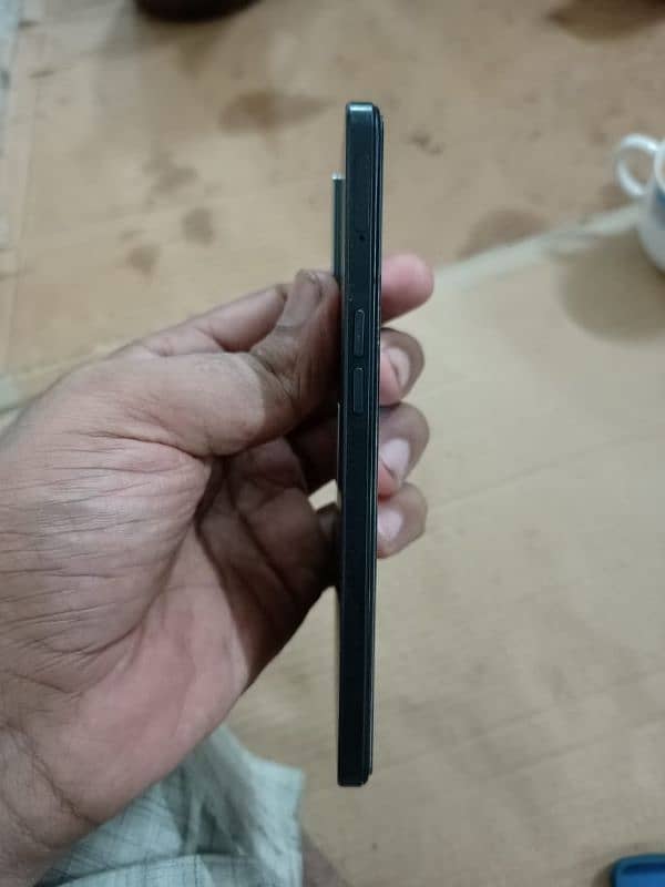 selling my oppo f21 pro 4g 7