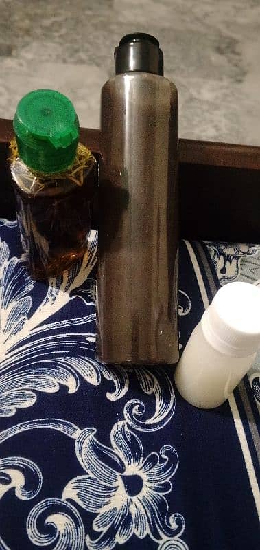 homemade Natural herbal oil and shampoo 0