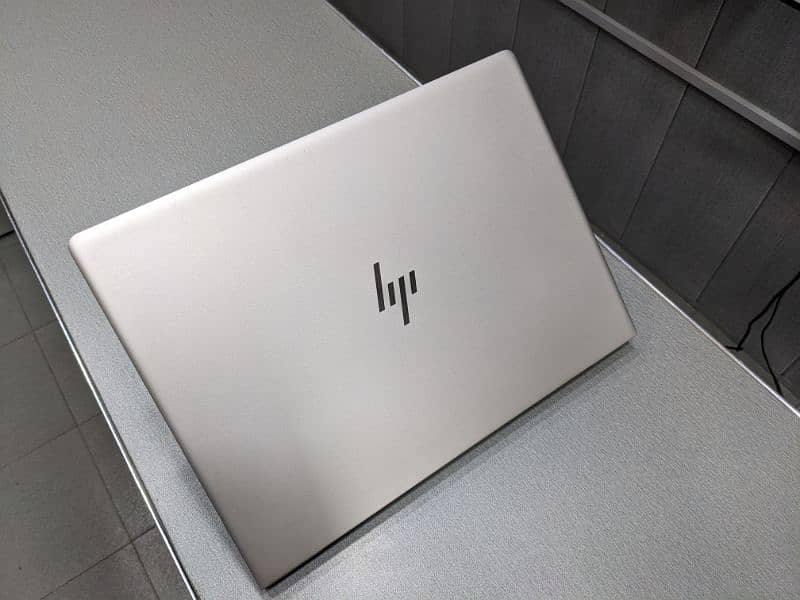 HP elitebook 830 G6 Core i5 8th gen 6