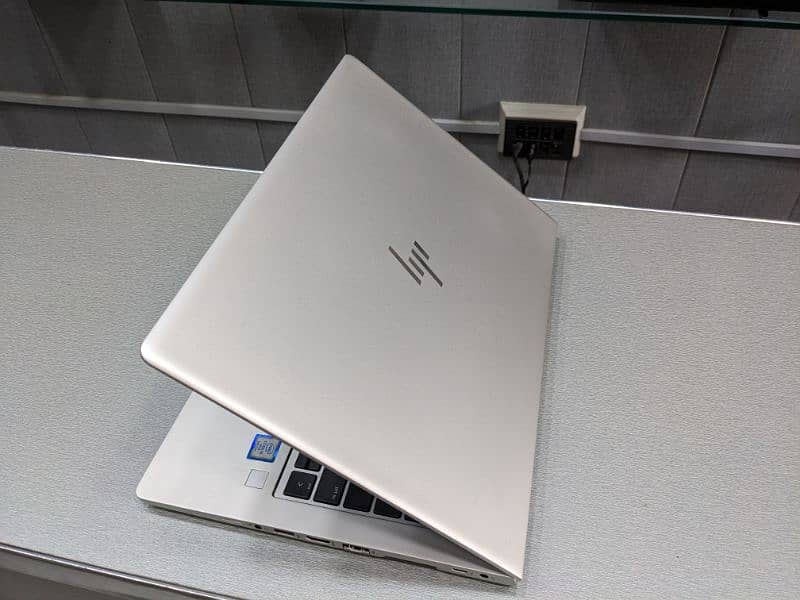 HP elitebook 830 G6 Core i5 8th gen 7