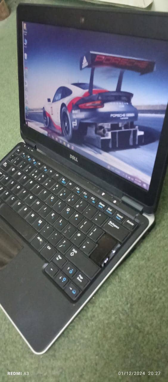 Dell latitude e7240 3