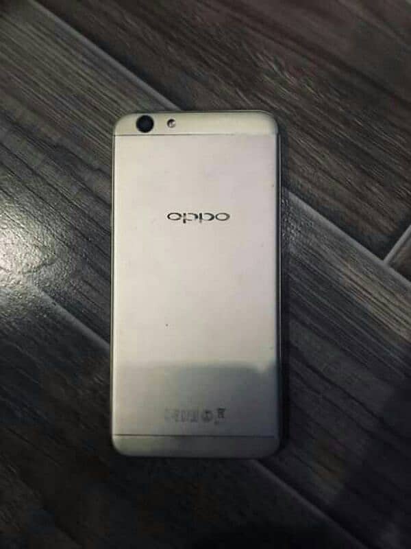 oppo F1s 0