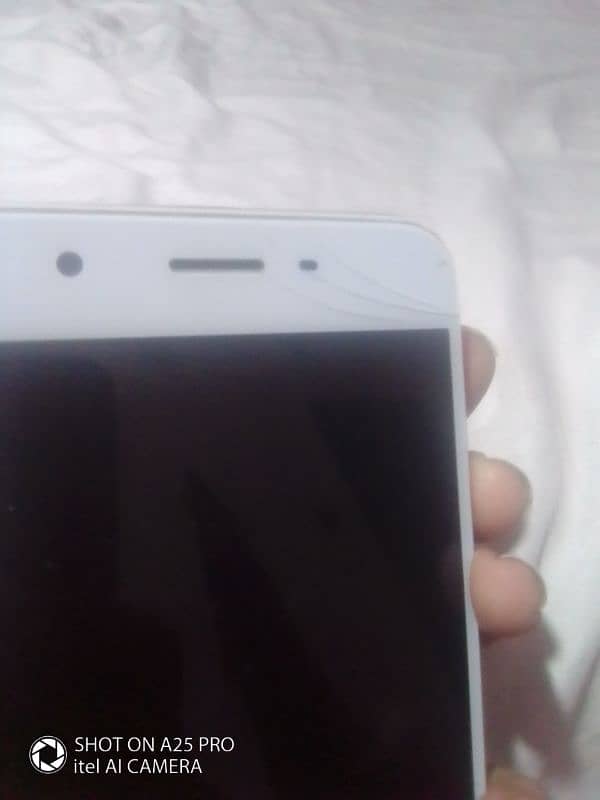 oppo A57 0