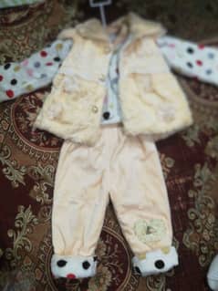 3 pice  velvot Baby suit